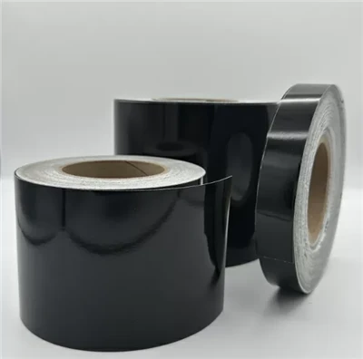 Reflexní černý vinyl